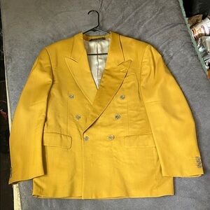 Vibrant Yellow Double-Breasted Men's Blazer